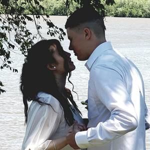 Meet your Posher, Dionna